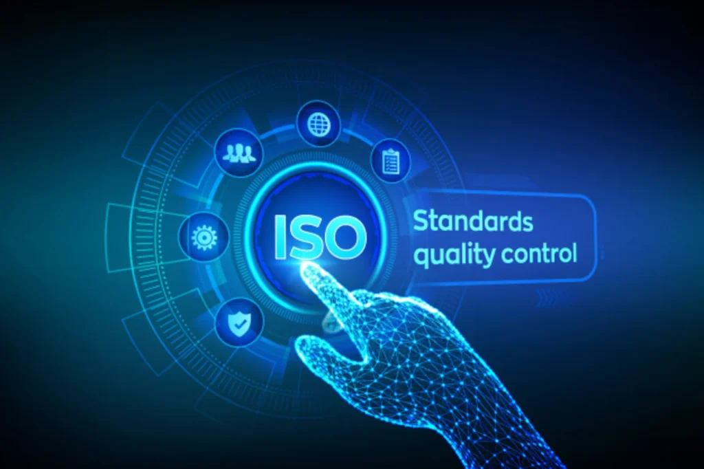 control-calidad-normas-iso-mano-robotica-conmovedora-interfaz-digital_127544-261